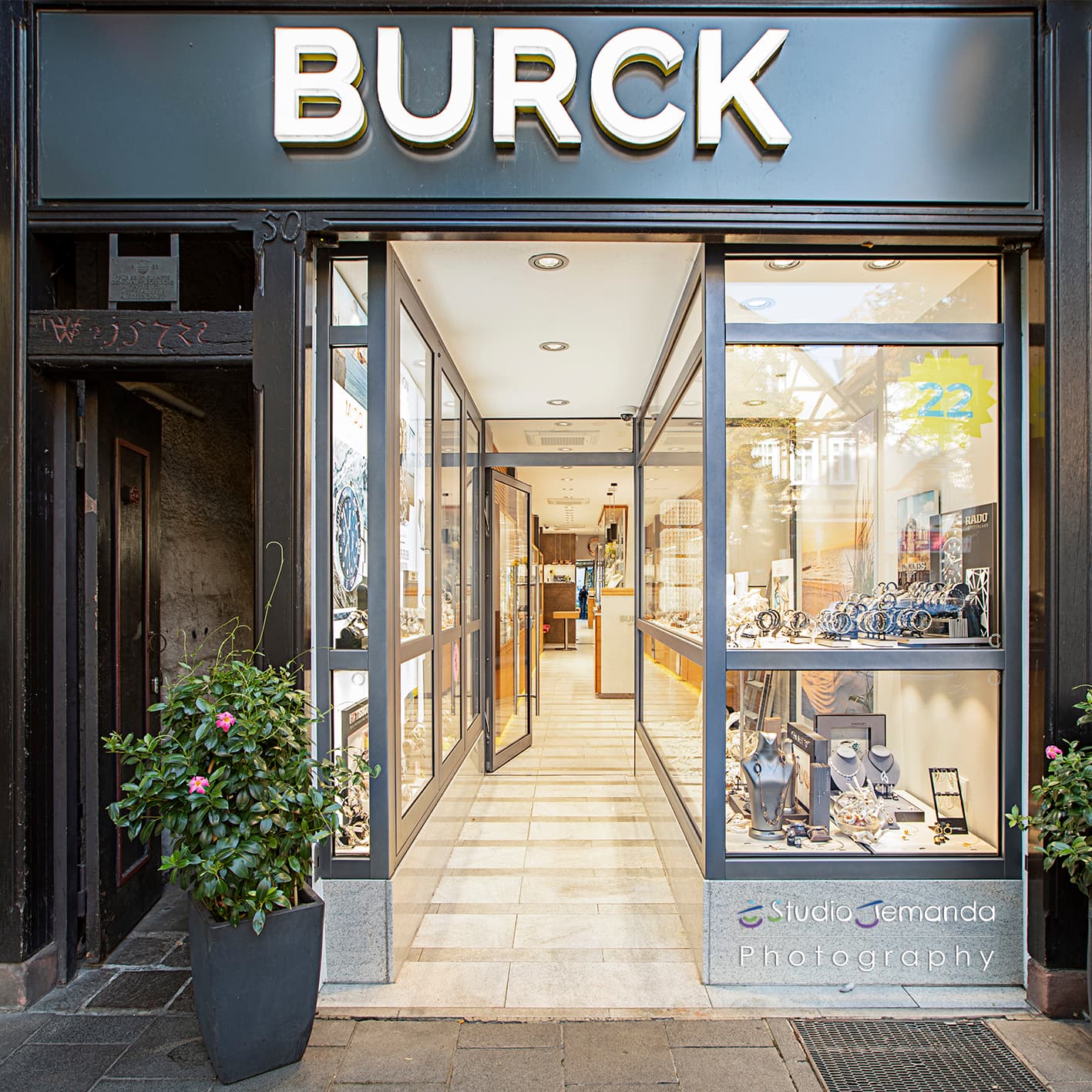 Juwelier Burck - Friedberg (Hessen) – Business_Juwelier_Burck_Social_Media_Jemanda_3.jpg